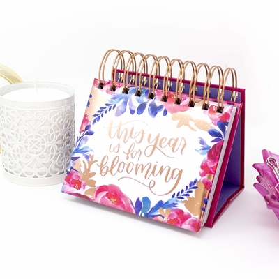 Lịch để bàn in offset đầy màu sắc Lịch bàn giấy 250gsm-400gsm