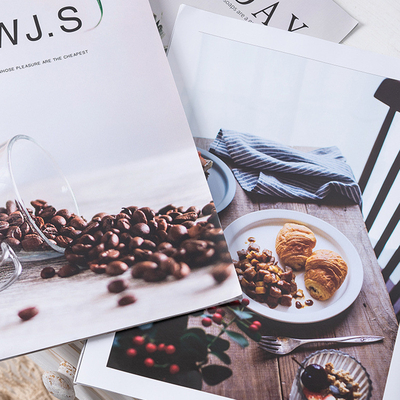 Glossy Matte Lamination Danh mục tạp chí In tập sách tùy chỉnh đủ màu OEM