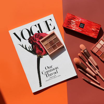In tạp chí danh mục màu Pantone In tạp chí offset 4 màu Cmyk