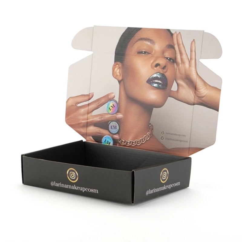 Dập nổi Debossing Mỹ phẩm Black Mailer Box Hộp lưu trữ tóc giả Kích thước tùy chỉnh